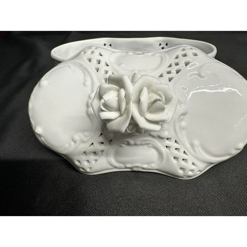 Lefton 60th Anniversary Legacy White Porcelain Rose Lattice Footed Trinket Box